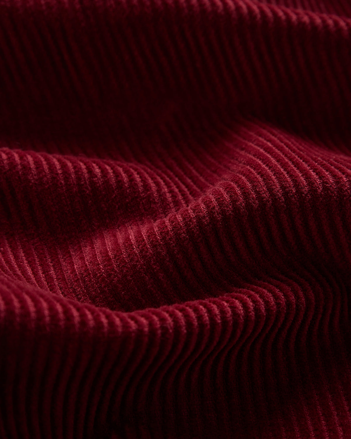 Zoom velours côtelé Bordeaux