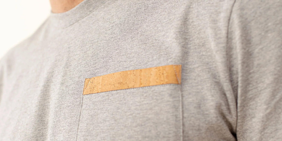 tee-shirt gris à poche