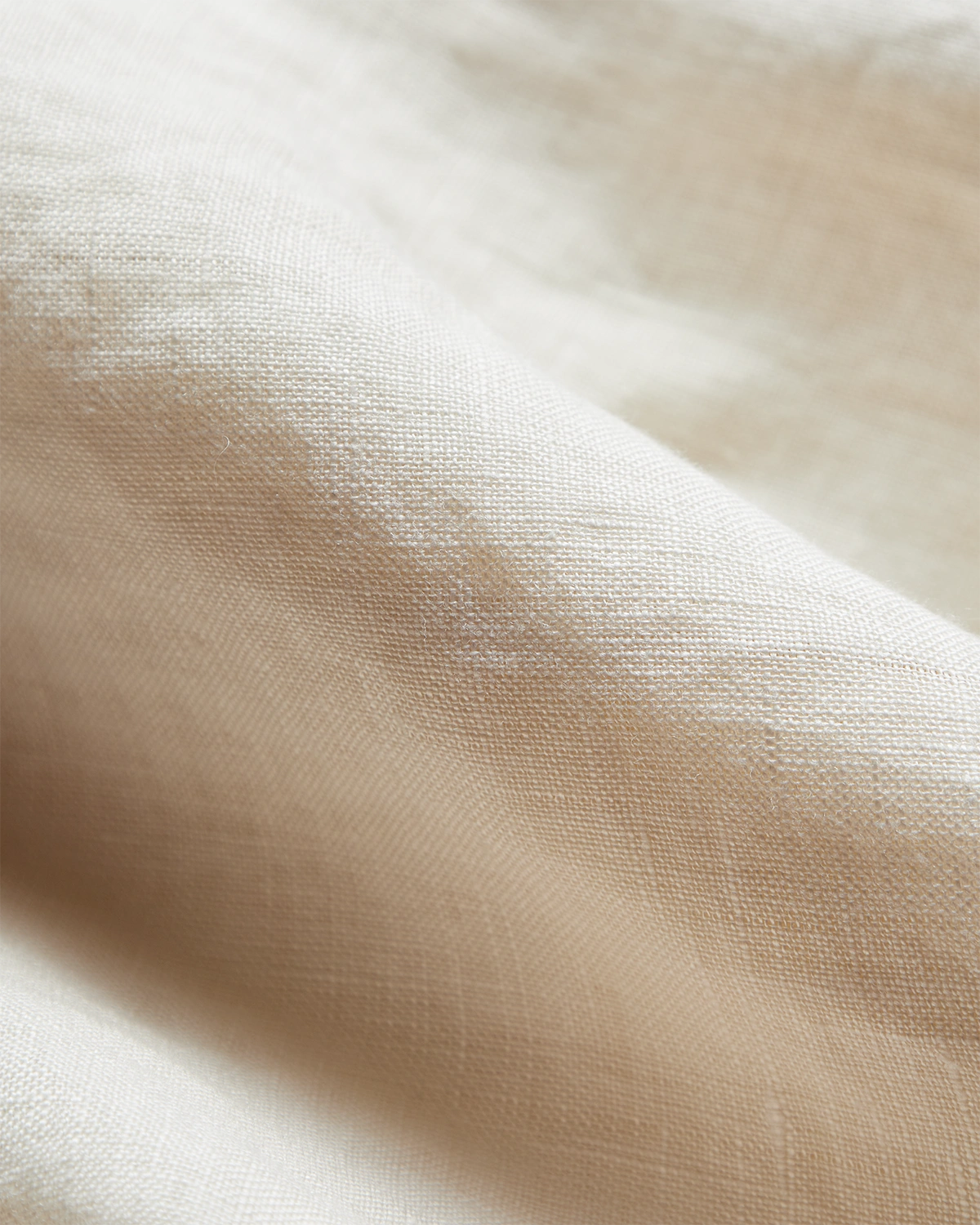 chemise en lin blanche - focus matière