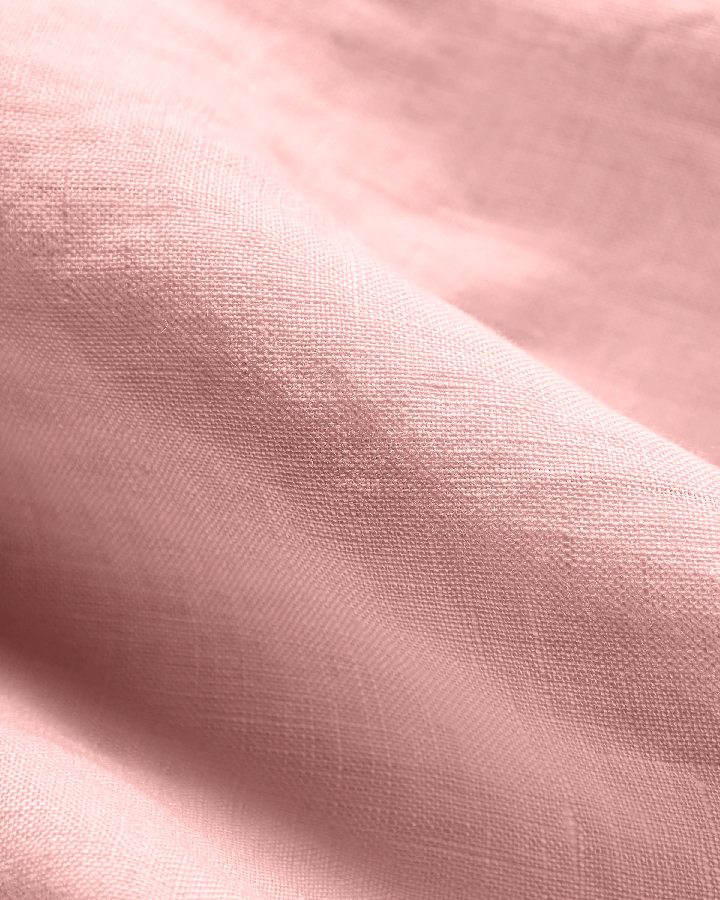 chemise en lin rose quartz - focus matière