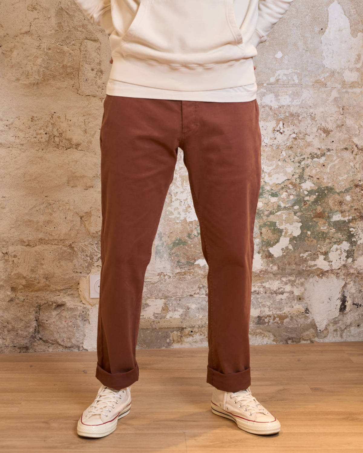 CHINO ACAJOU | VINCE