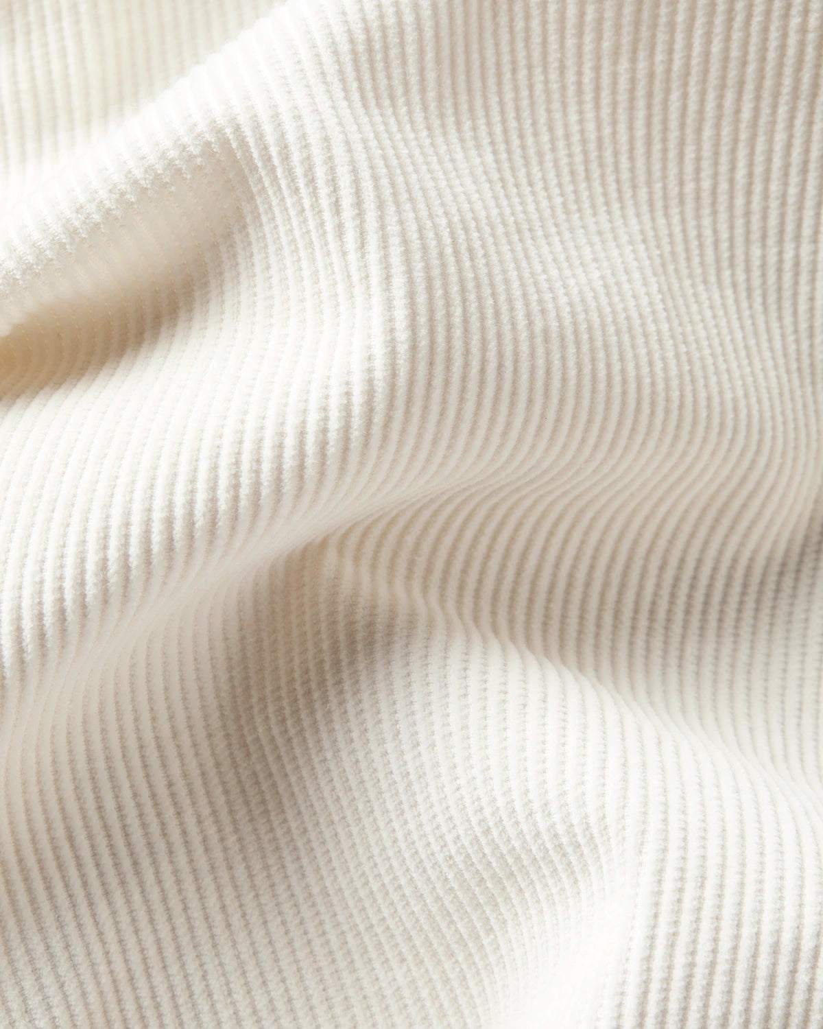 pantalon velours blanc - focus matière
