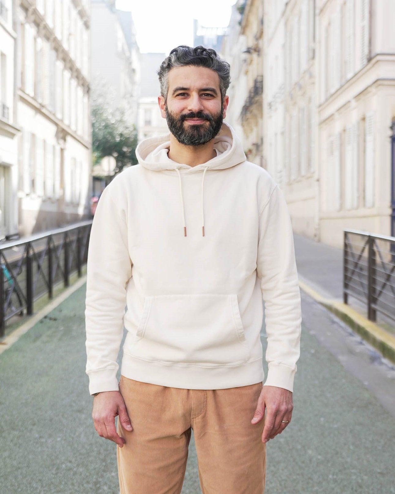 HOODIE BLANC CASSE | MATTHIAS -