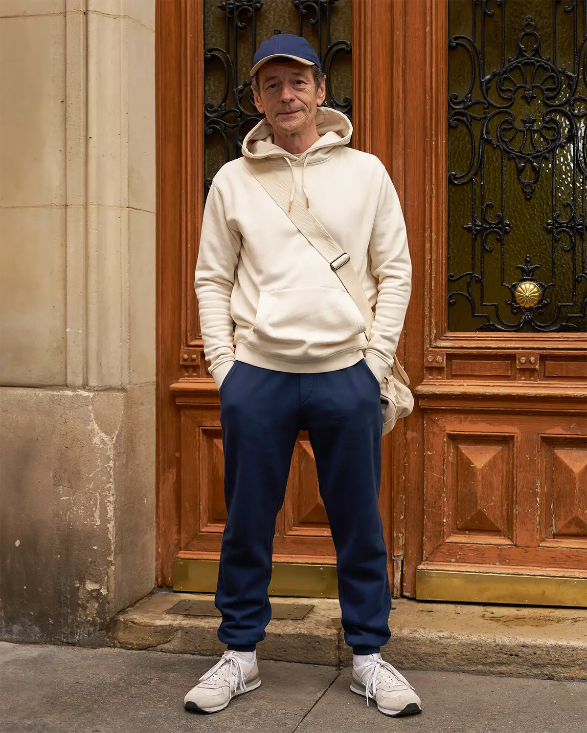 sweatpants bleu marine - look de face